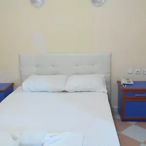 Otel Mor Kuşadası